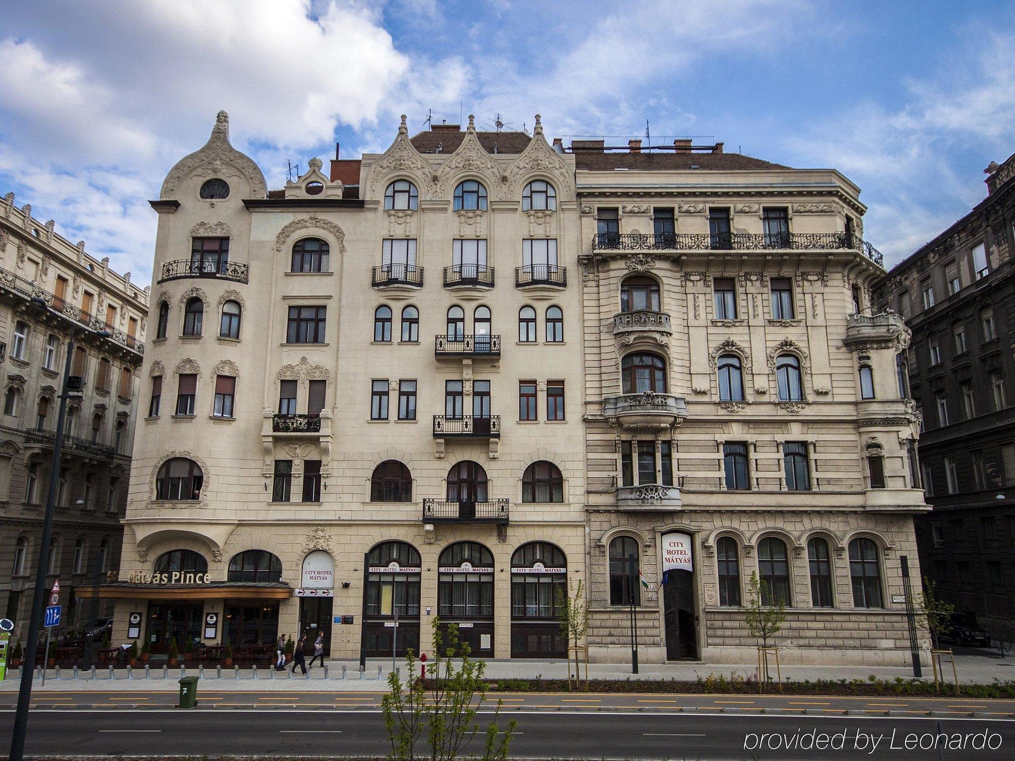 City Hotel Matyas Budapest Eksteriør bilde